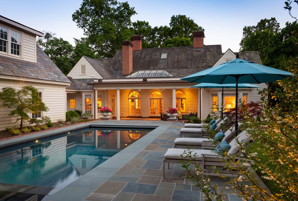 Pool inspired outdoor living - How to Give Your Home a Refreshing Summer Look